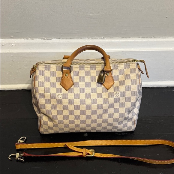 Louis Vuitton Handbags - Louis Vuitton Speedy 30